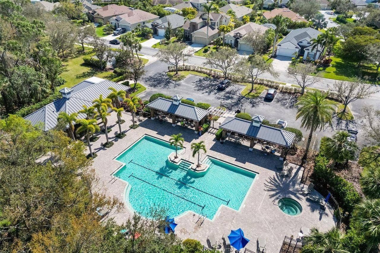 7907 ASHLEY CIRCLE, Bradenton, FL 34201 7907 ASHLEY CIRCLE, Bradenton, FL 34201