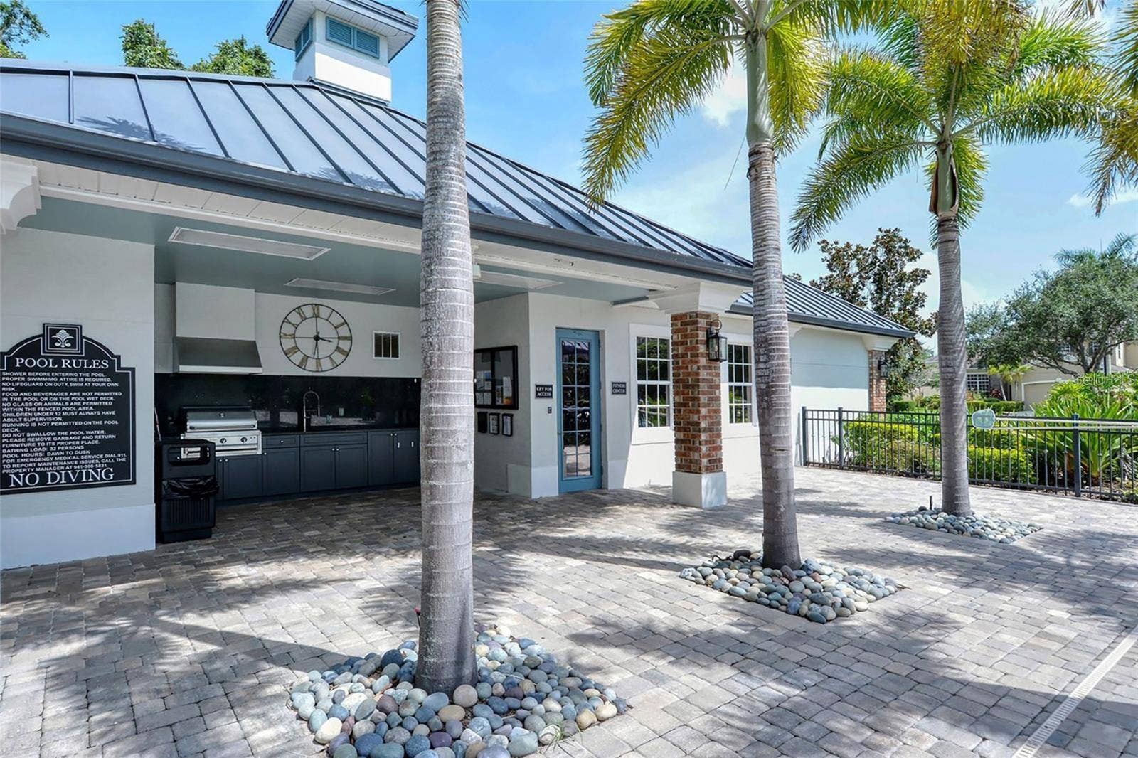 7907 ASHLEY CIRCLE, Bradenton, FL 34201 7907 ASHLEY CIRCLE, Bradenton, FL 34201