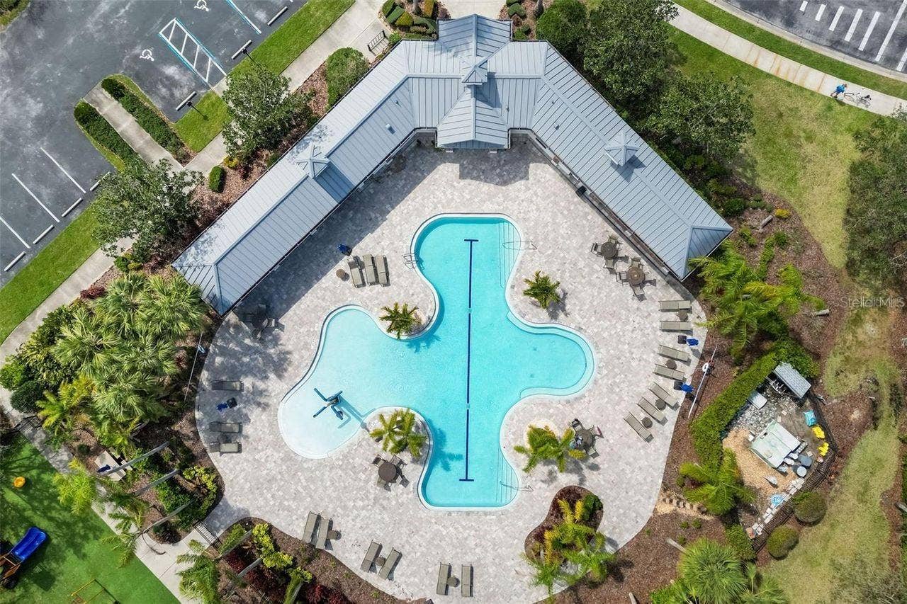7907 ASHLEY CIRCLE, Bradenton, FL 34201 7907 ASHLEY CIRCLE, Bradenton, FL 34201