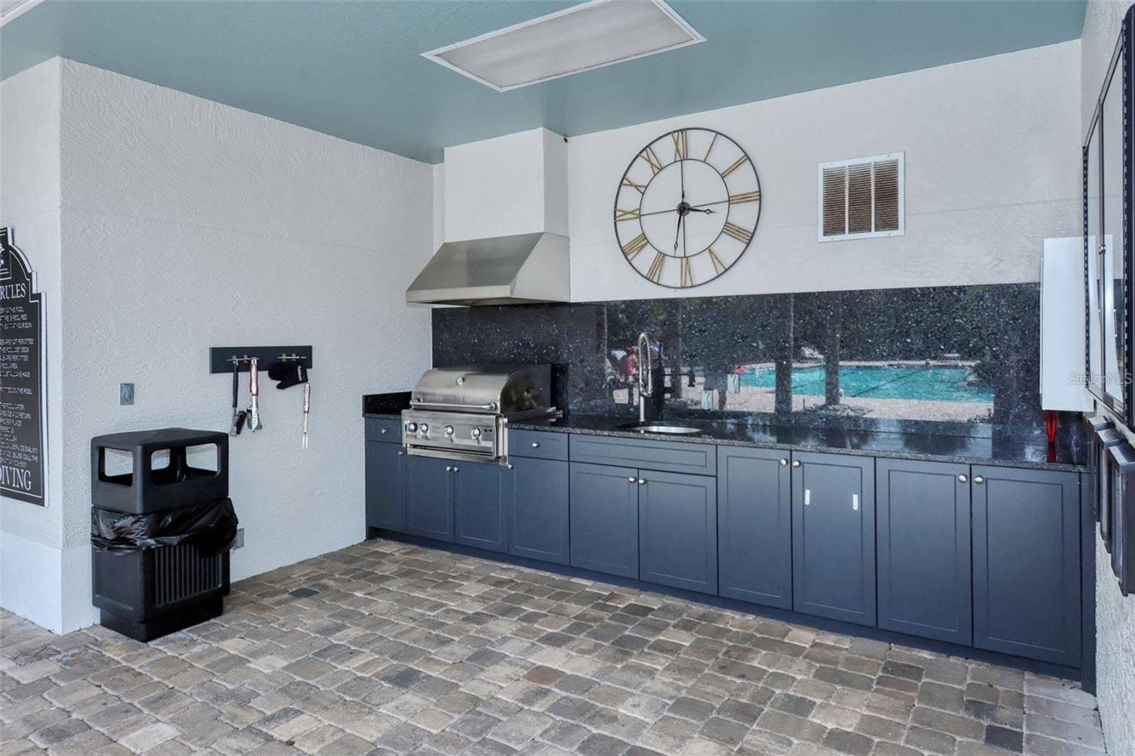 7907 ASHLEY CIRCLE, Bradenton, FL 34201 7907 ASHLEY CIRCLE, Bradenton, FL 34201