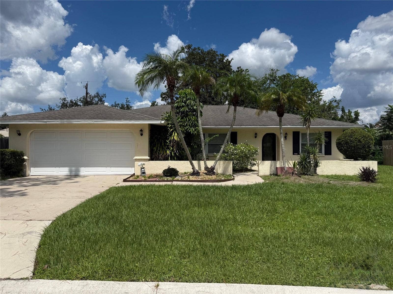 5109 MEDALIST ROAD, Sarasota, FL 34243 5109 MEDALIST ROAD, Sarasota, FL 34243