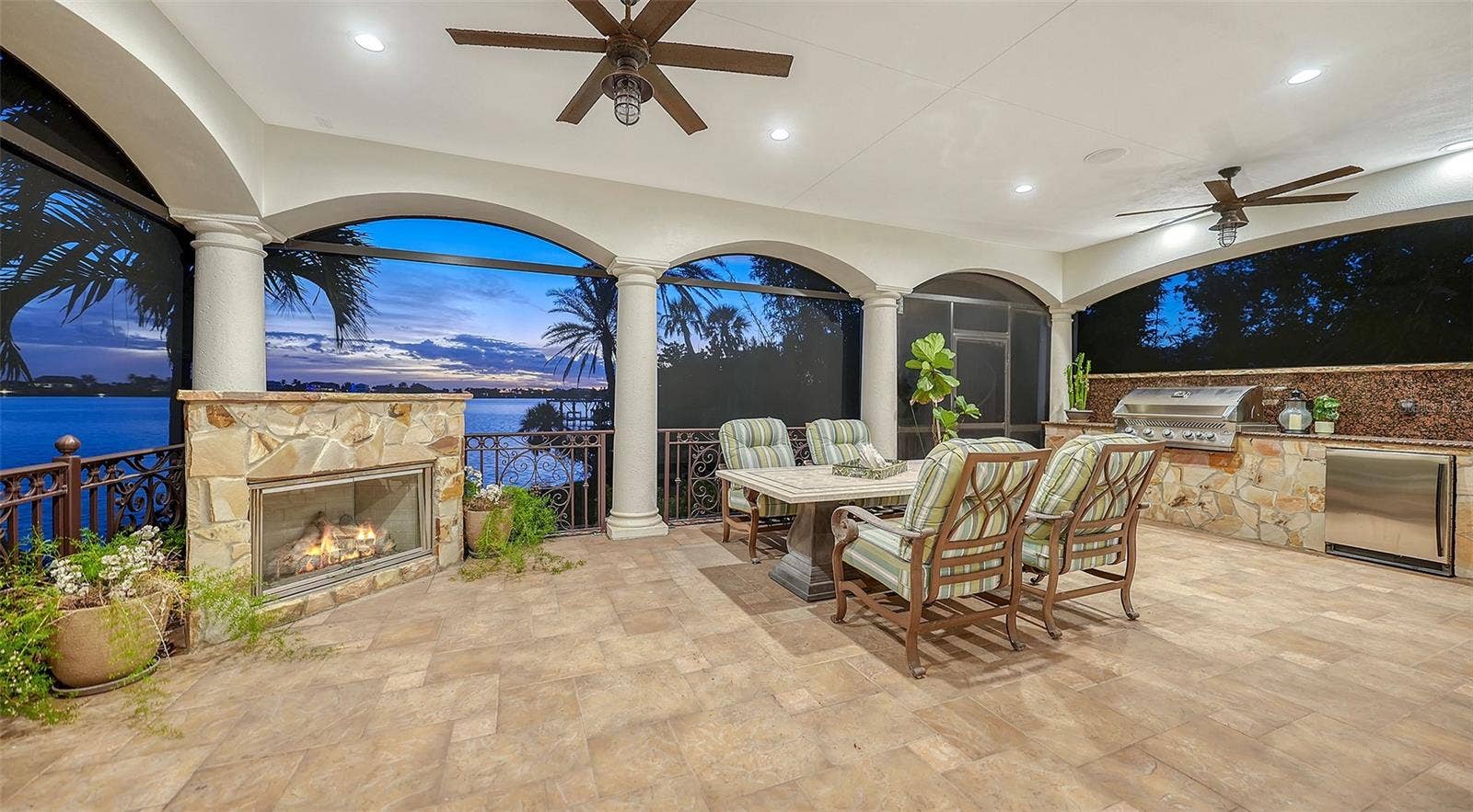 2115 LYCHEE LANE, Nokomis, FL 34275 Spacious screened in Lanai with outside kitchen