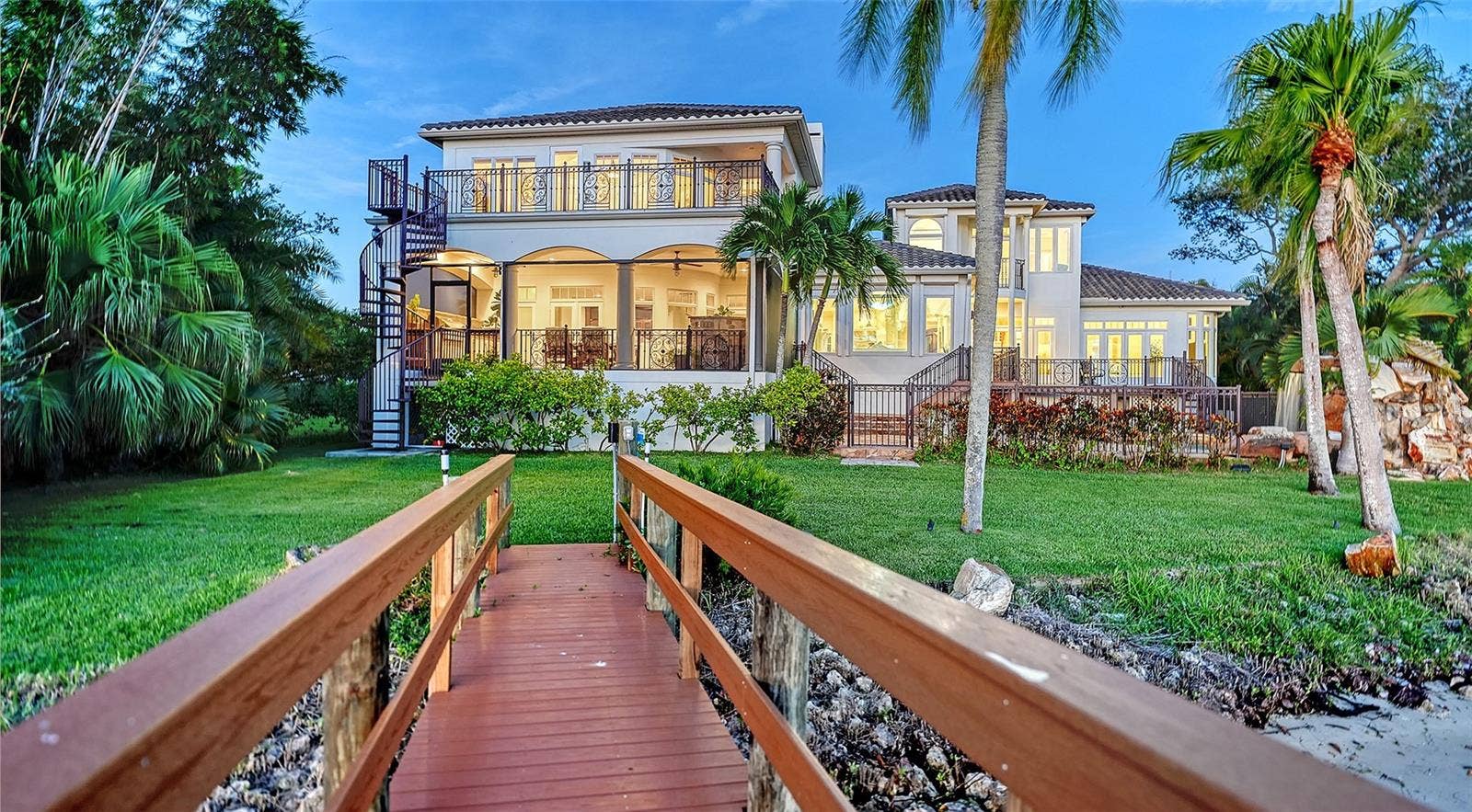 2115 LYCHEE LANE, Nokomis, FL 34275 2115 LYCHEE LANE, Nokomis, FL 34275