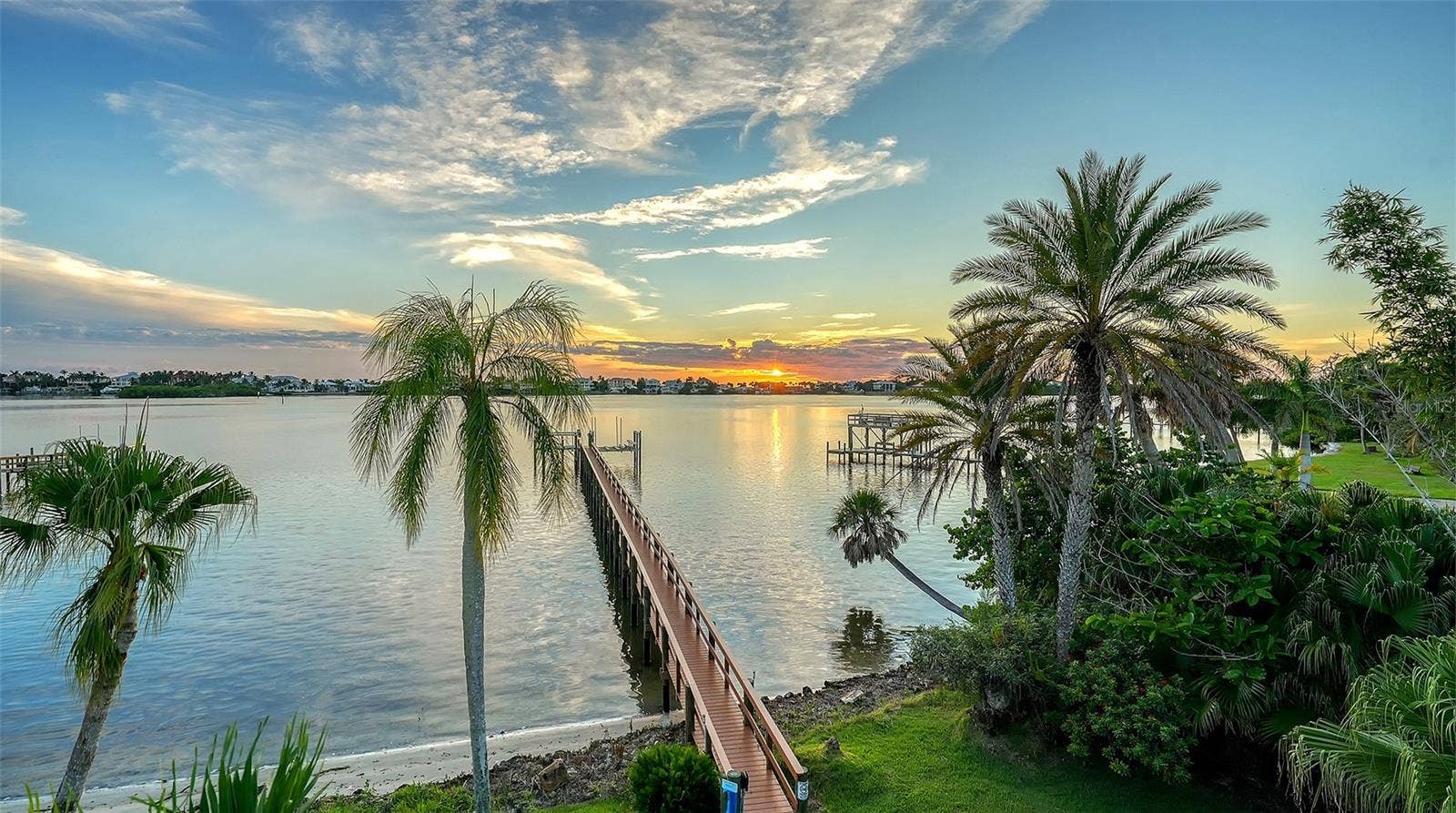 2115 LYCHEE LANE, Nokomis, FL 34275 2115 LYCHEE LANE, Nokomis, FL 34275