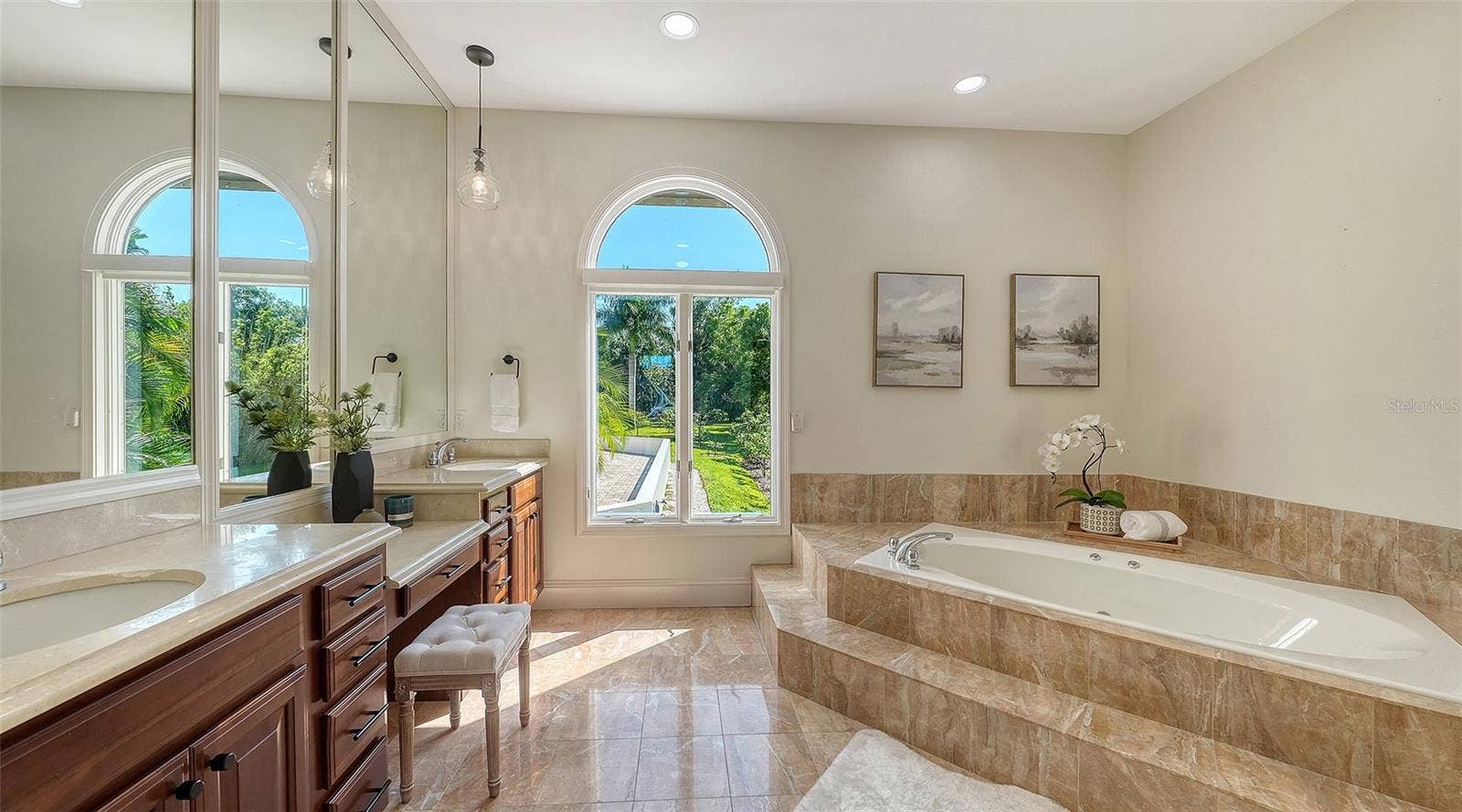 2115 LYCHEE LANE, Nokomis, FL 34275 first floor marble en suite bathroom