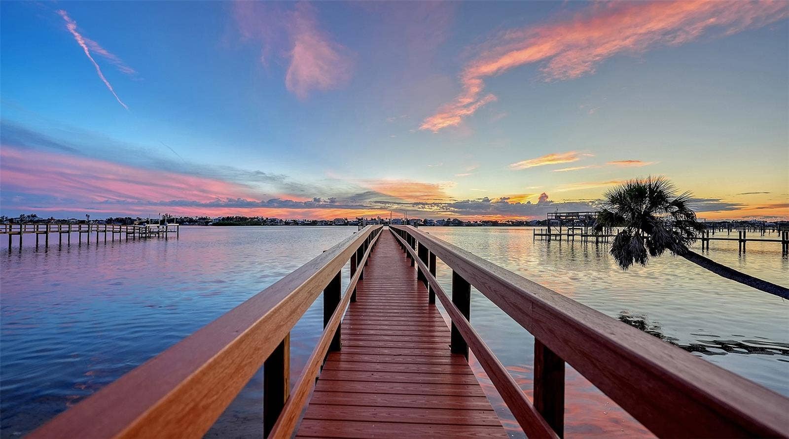 2115 LYCHEE LANE, Nokomis, FL 34275 Brand new dock