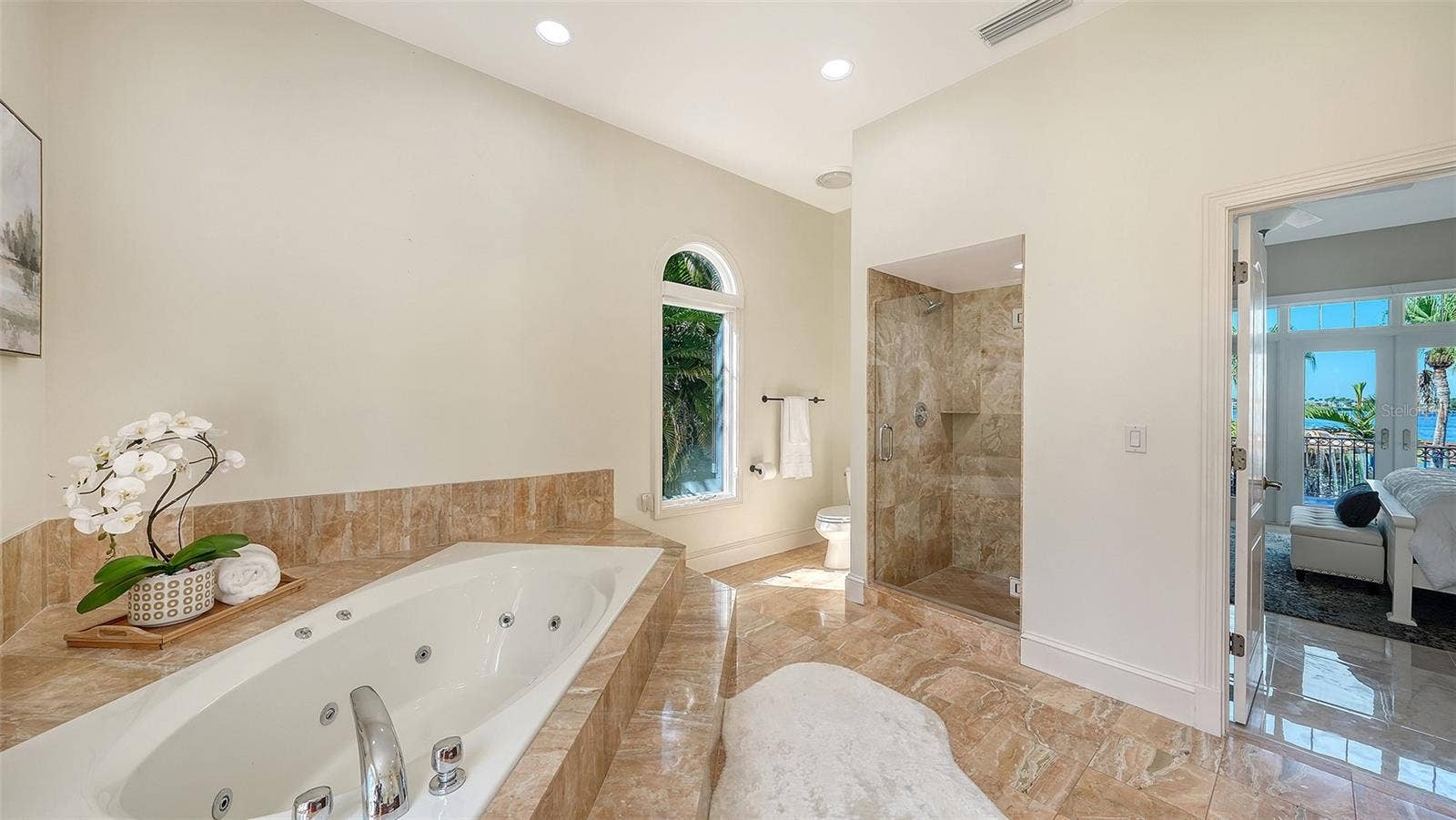 2115 LYCHEE LANE, Nokomis, FL 34275 separate walk in shower