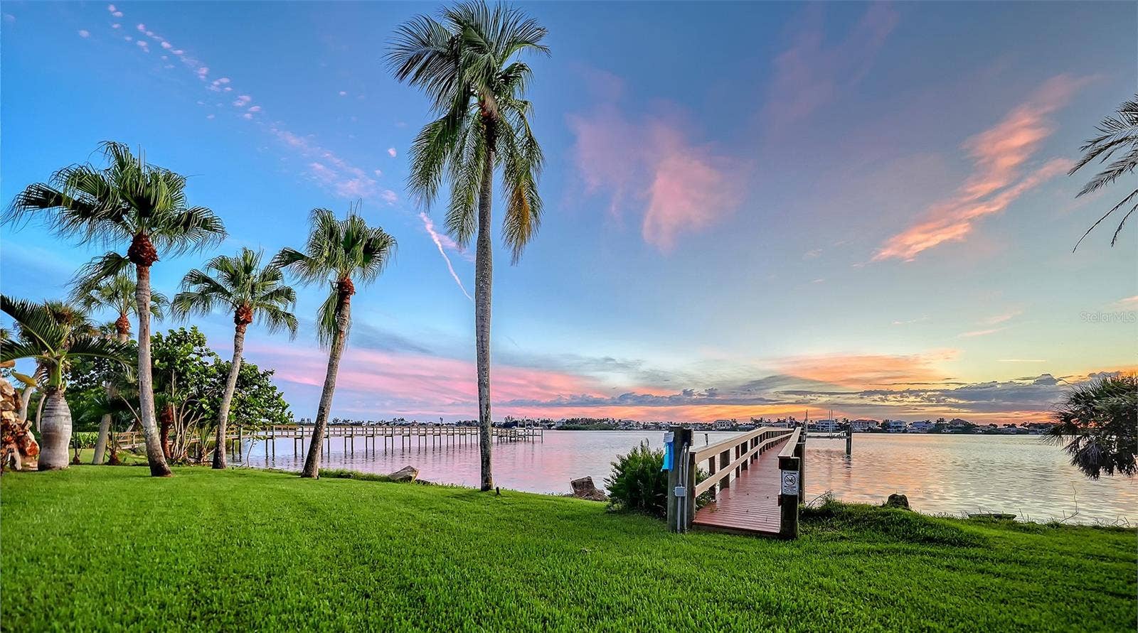 2115 LYCHEE LANE, Nokomis, FL 34275 2115 LYCHEE LANE, Nokomis, FL 34275