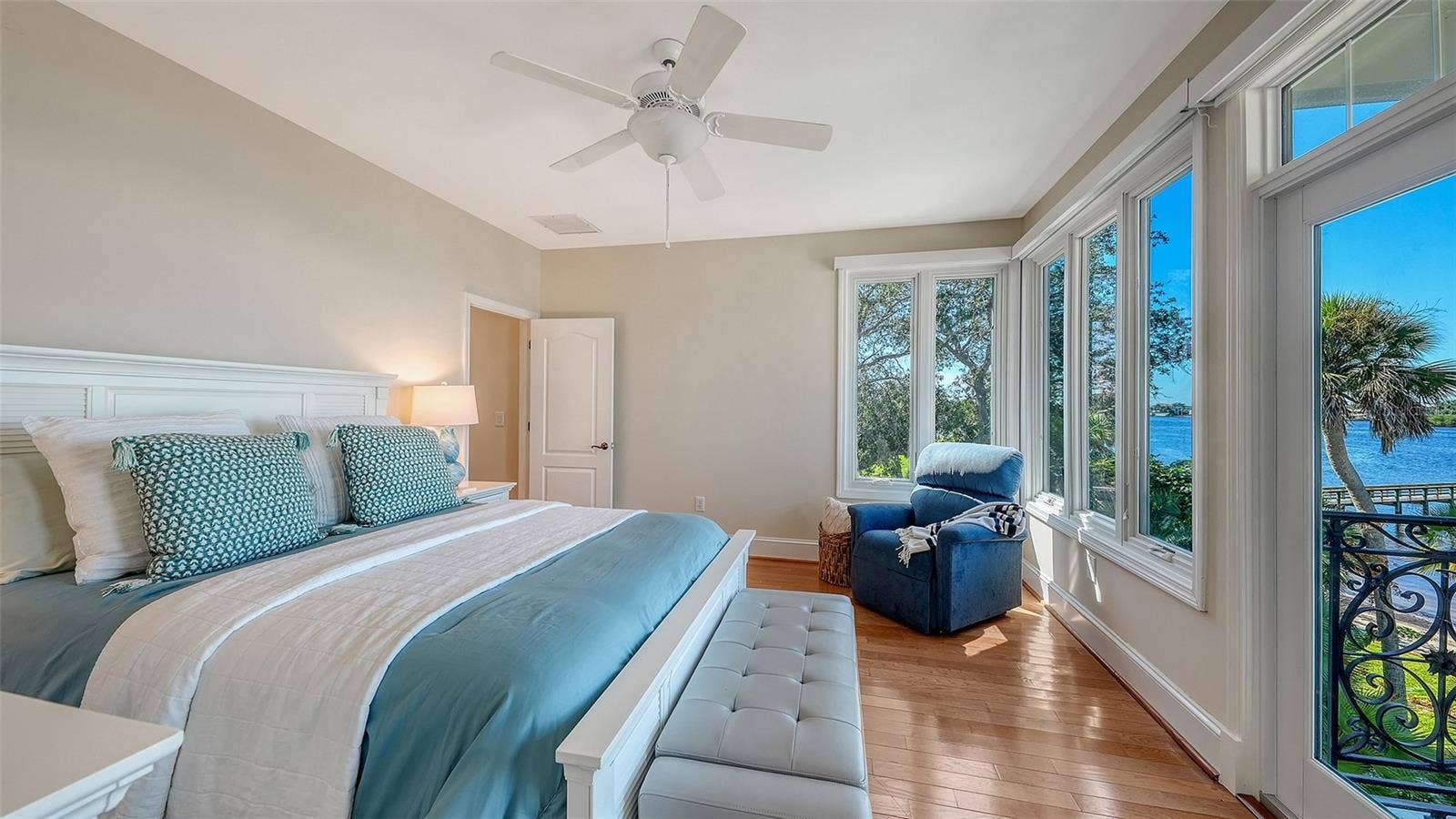 2115 LYCHEE LANE, Nokomis, FL 34275 2115 LYCHEE LANE, Nokomis, FL 34275