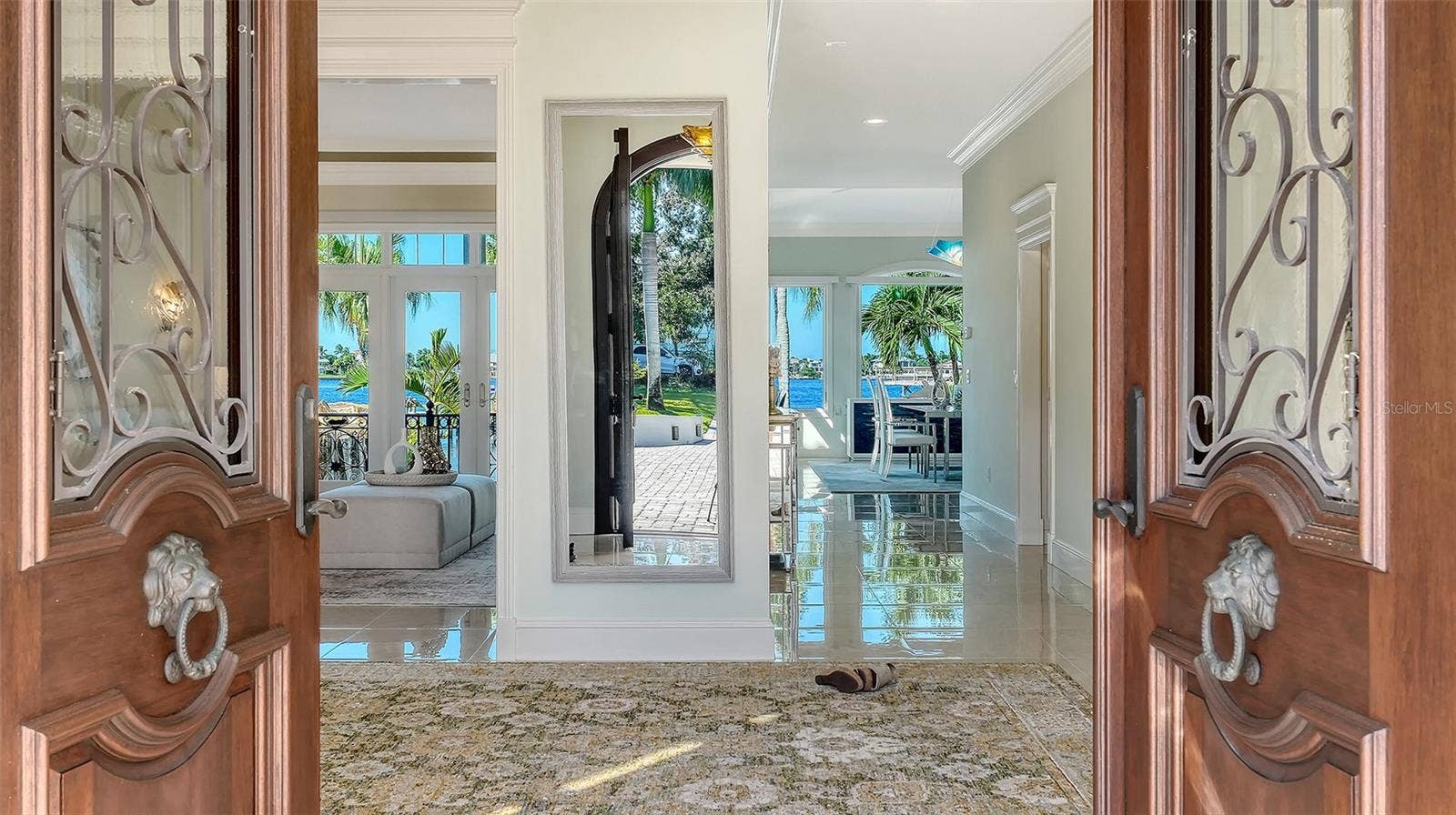 2115 LYCHEE LANE, Nokomis, FL 34275 Enter through double custom oak doors