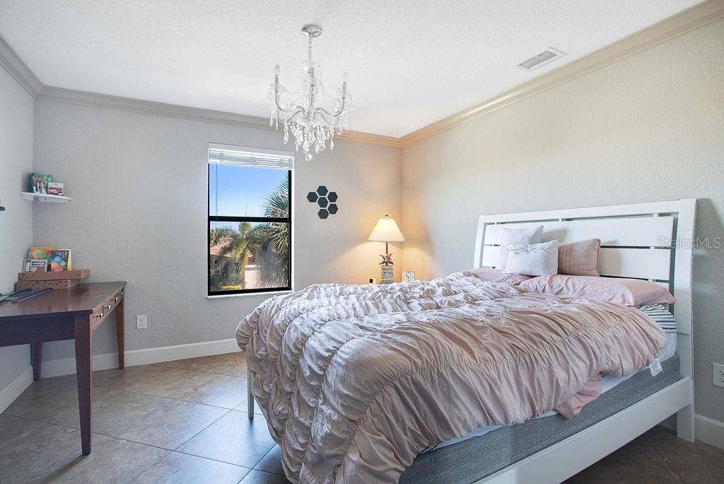 6914 QUIET CREEK DRIVE, Bradenton, FL 34212 6914 QUIET CREEK DRIVE, Bradenton, FL 34212