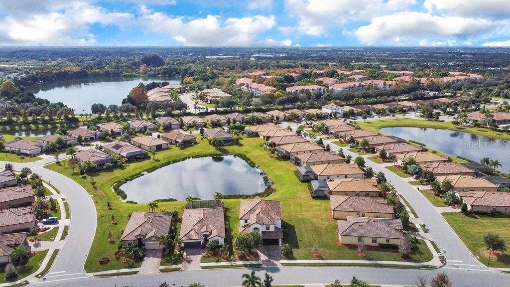 6914 QUIET CREEK DRIVE, Bradenton, FL 34212 6914 QUIET CREEK DRIVE, Bradenton, FL 34212