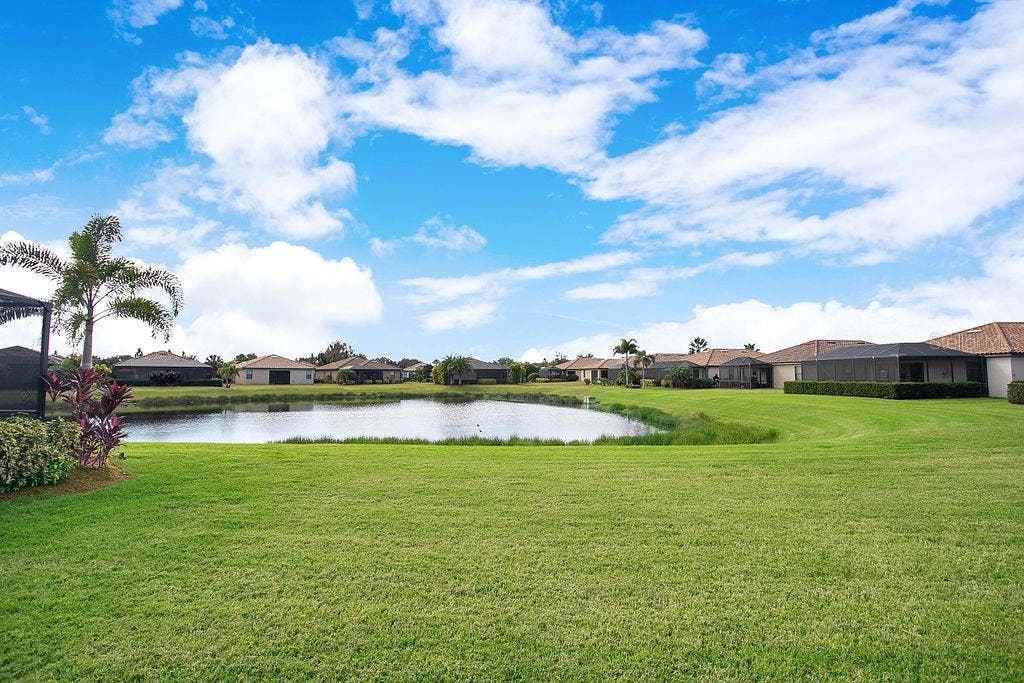 6914 QUIET CREEK DRIVE, Bradenton, FL 34212 6914 QUIET CREEK DRIVE, Bradenton, FL 34212