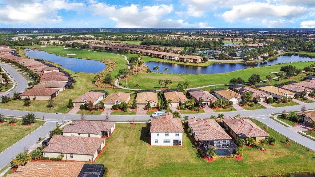 6914 QUIET CREEK DRIVE, Bradenton, FL 34212 6914 QUIET CREEK DRIVE, Bradenton, FL 34212