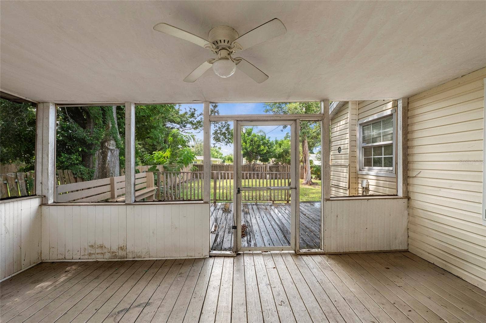 1206 30TH STREET W, Bradenton, FL 34205 Screened In Porch