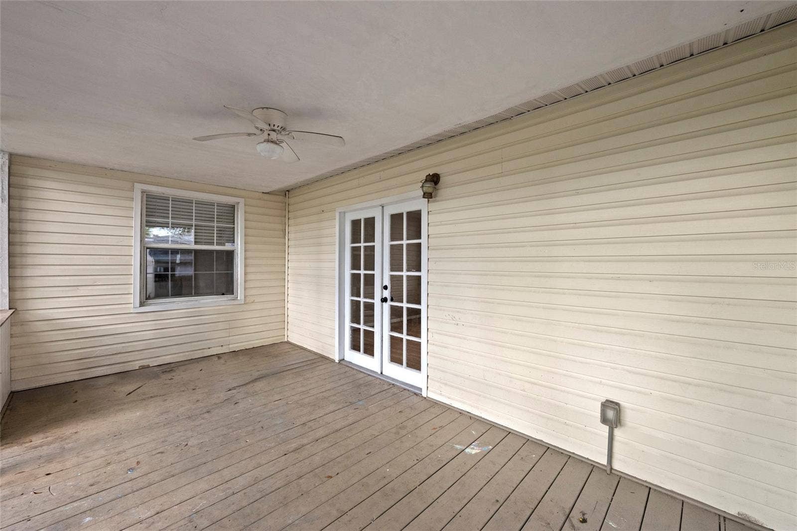 1206 30TH STREET W, Bradenton, FL 34205 Screened In Porch