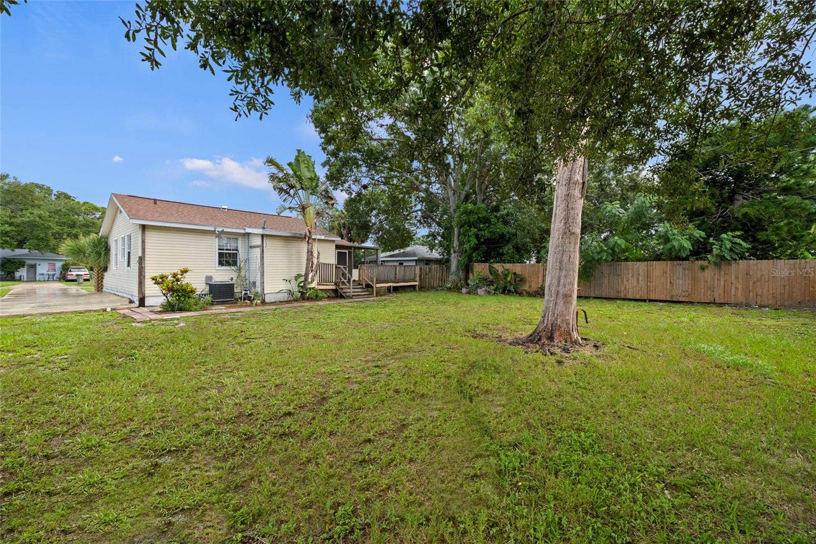 1206 30TH STREET W, Bradenton, FL 34205 Backyard