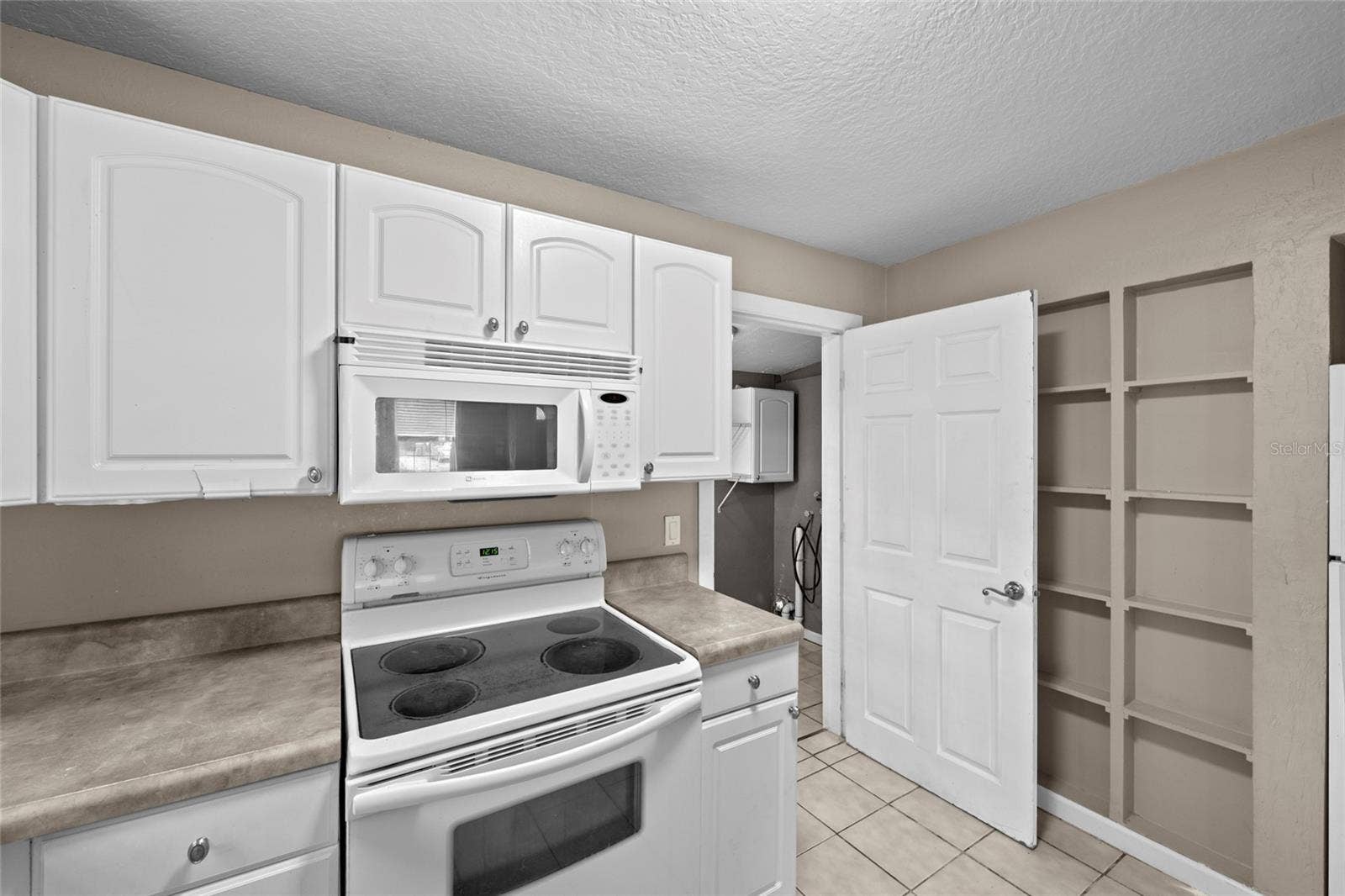 1206 30TH STREET W, Bradenton, FL 34205 Kitchen