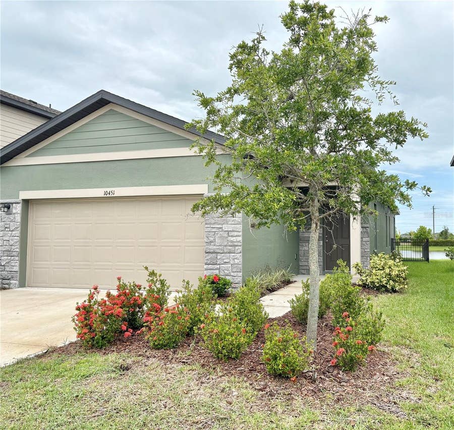 Property photo for 10451 LADYBUG COVE, Parrish, FL