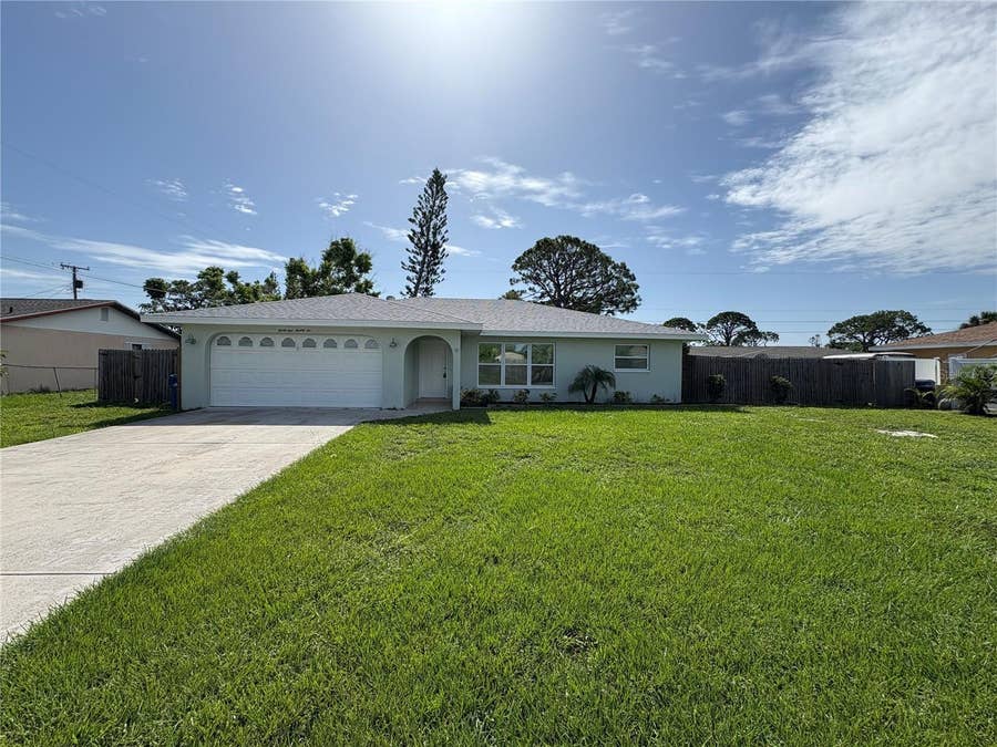 Property photo for 3126 SHAMROCK DRIVE, Venice, FL