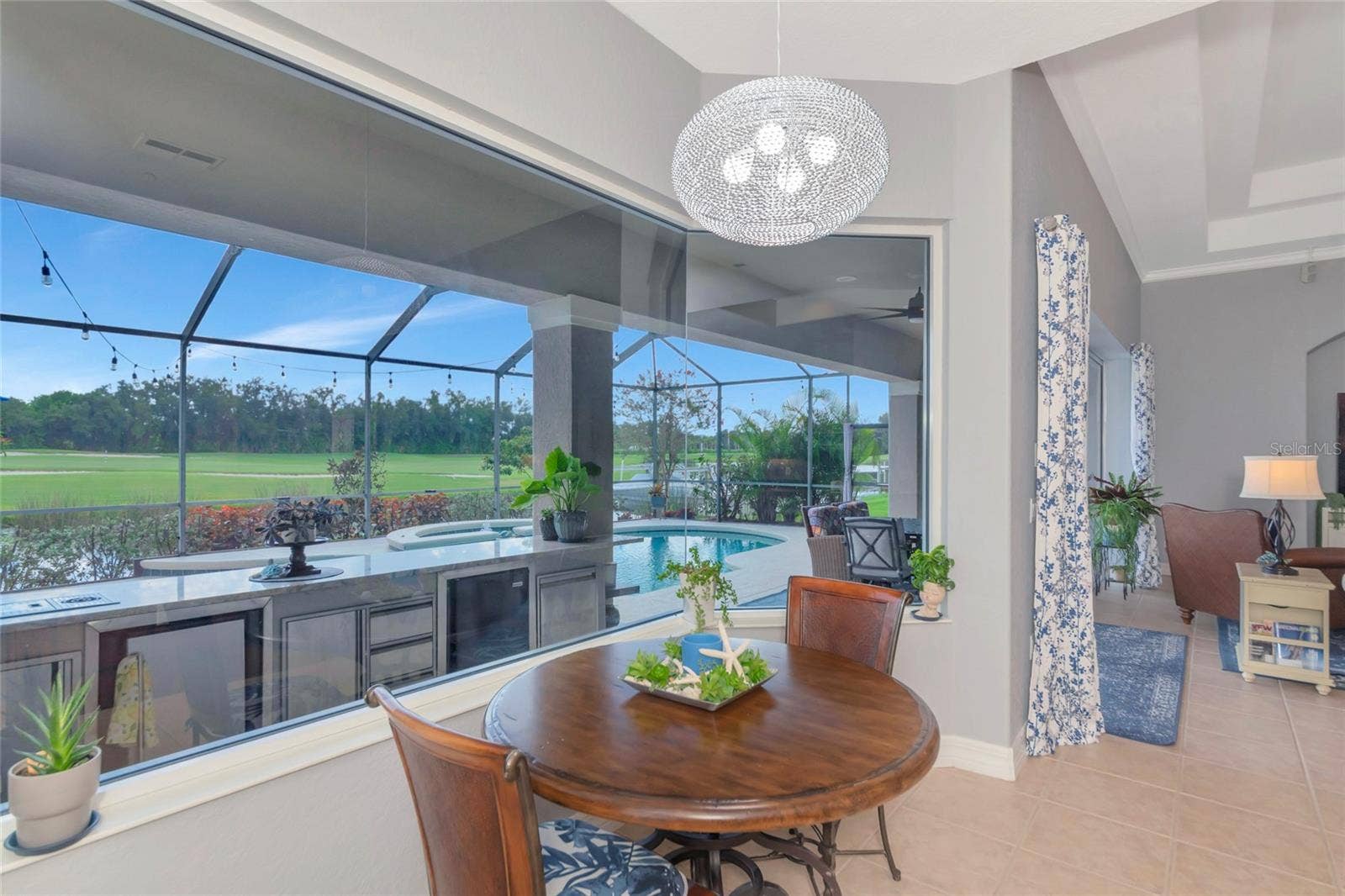 817 MARITIME COURT, Bradenton, FL 34212 Large aquarium window has a great view