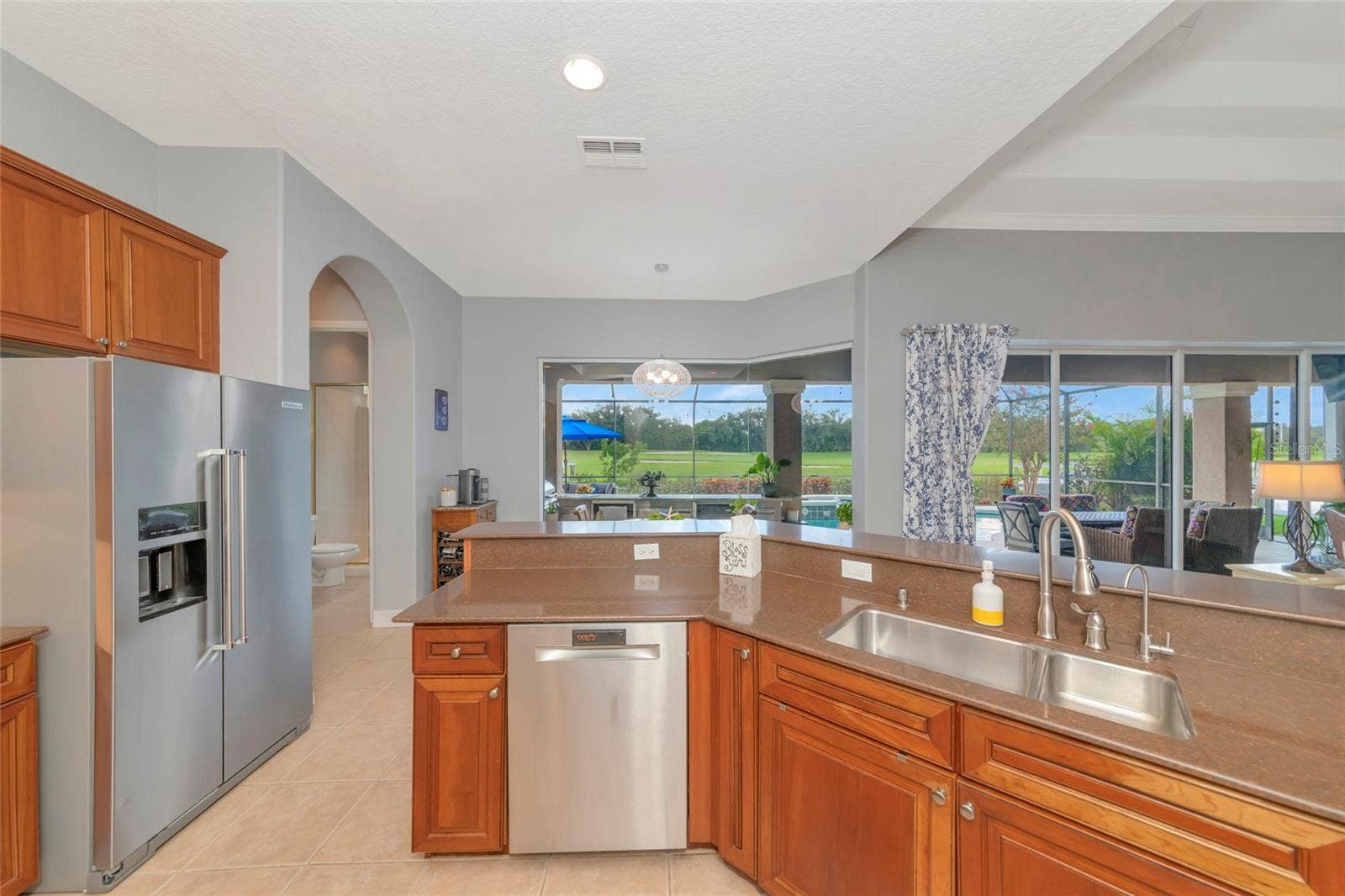 817 MARITIME COURT, Bradenton, FL 34212 817 MARITIME COURT, Bradenton, FL 34212