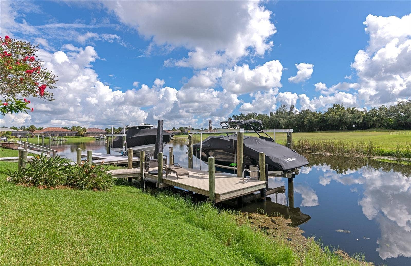 817 MARITIME COURT, Bradenton, FL 34212 817 MARITIME COURT, Bradenton, FL 34212