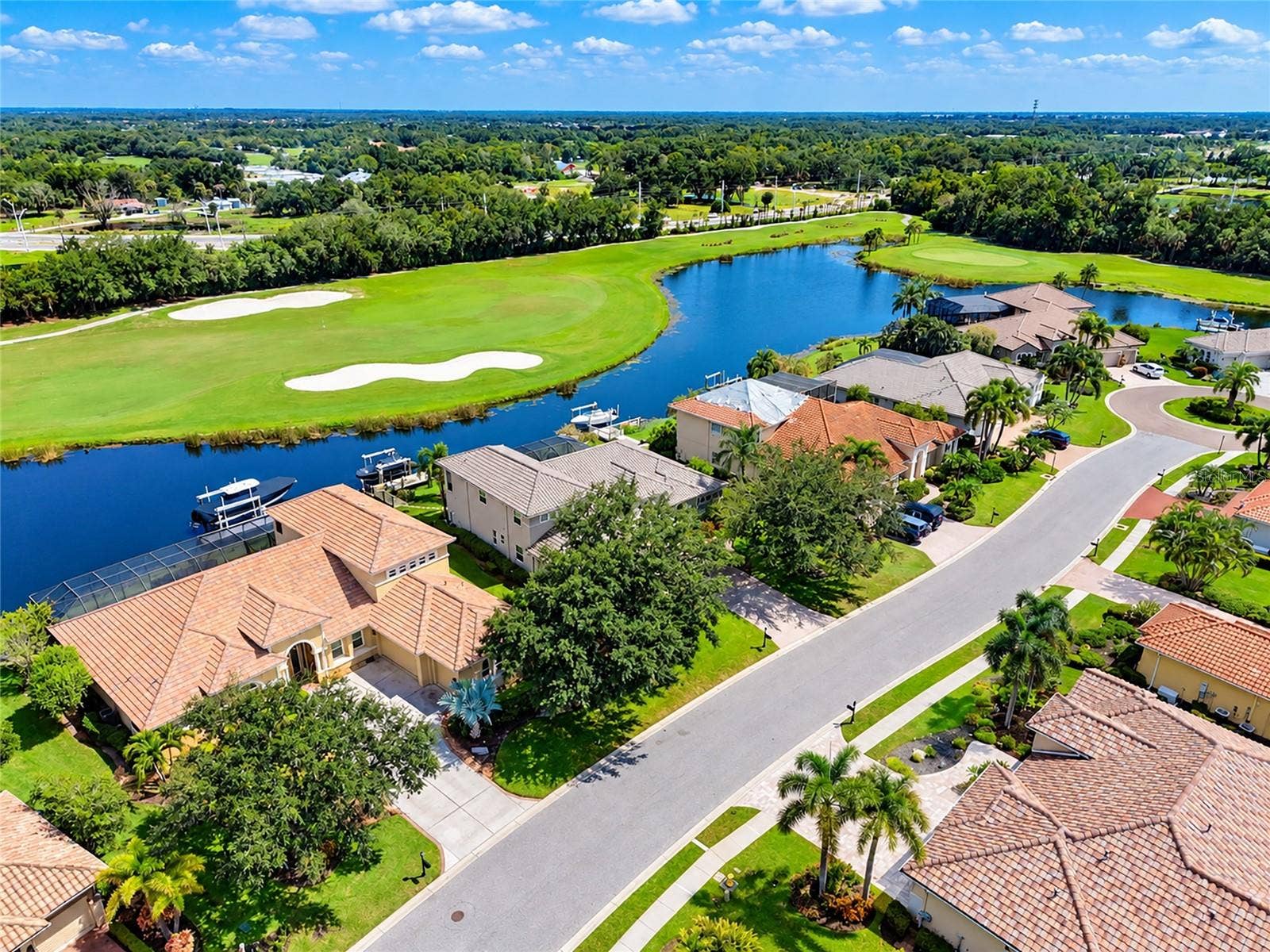 817 MARITIME COURT, Bradenton, FL 34212 817 MARITIME COURT, Bradenton, FL 34212