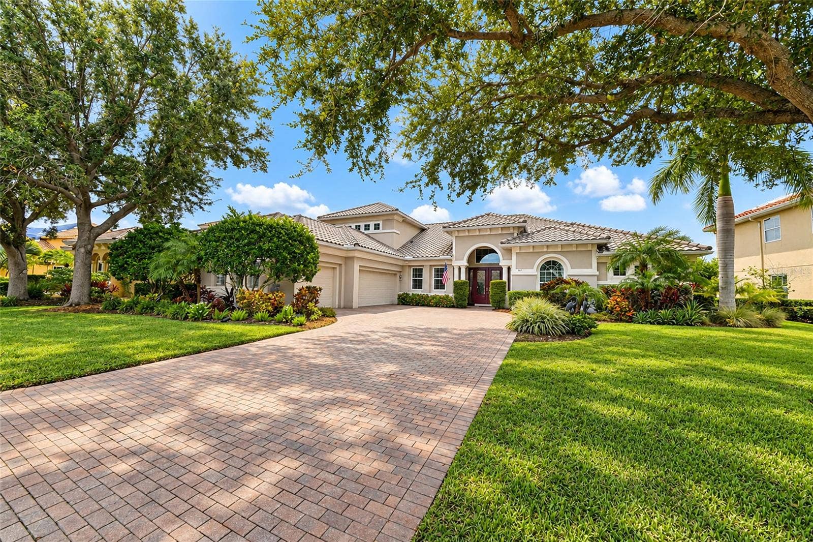817 MARITIME COURT, Bradenton, FL 34212 817 MARITIME COURT, Bradenton, FL 34212