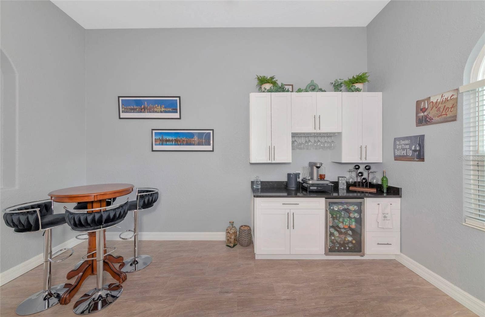 817 MARITIME COURT, Bradenton, FL 34212 817 MARITIME COURT, Bradenton, FL 34212