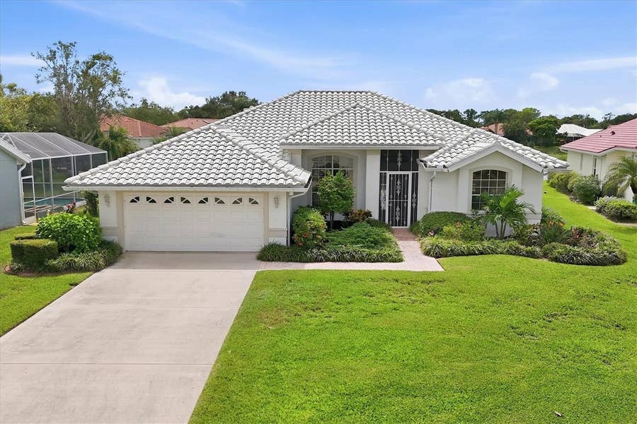 Property photo for 9010 ASHBOURNE COURT, Sarasota, FL