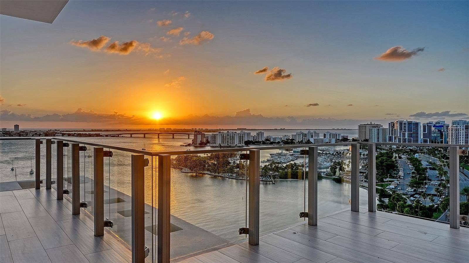 605 S GULFSTREAM AVENUE, #13, Sarasota, FL 34236 605 S GULFSTREAM AVENUE, #13, Sarasota, FL 34236