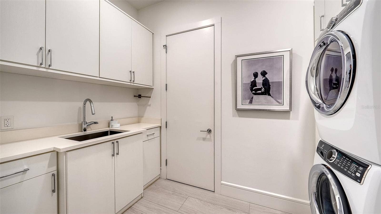 605 S GULFSTREAM AVENUE, #13, Sarasota, FL 34236 605 S GULFSTREAM AVENUE, #13, Sarasota, FL 34236