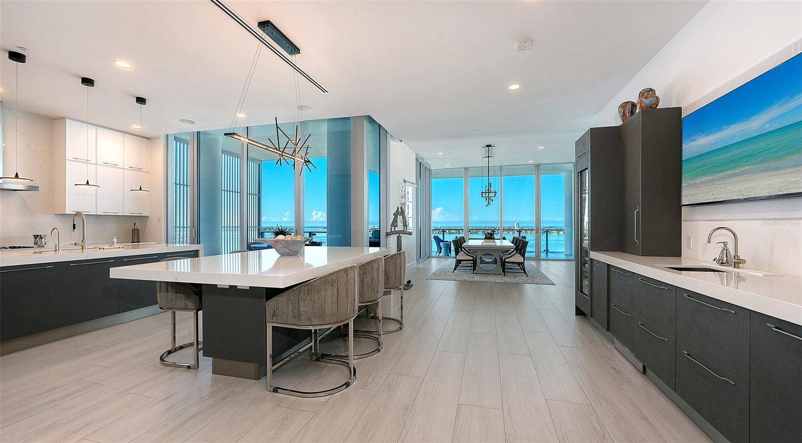 605 S GULFSTREAM AVENUE, #13, Sarasota, FL 34236 605 S GULFSTREAM AVENUE, #13, Sarasota, FL 34236
