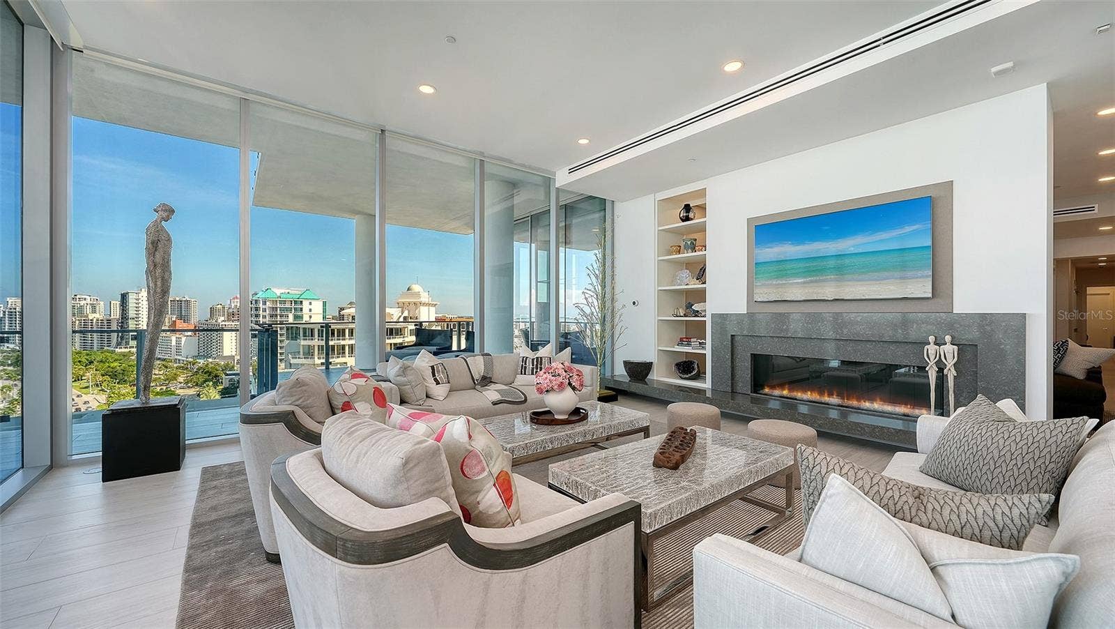 605 S GULFSTREAM AVENUE, #13, Sarasota, FL 34236 605 S GULFSTREAM AVENUE, #13, Sarasota, FL 34236