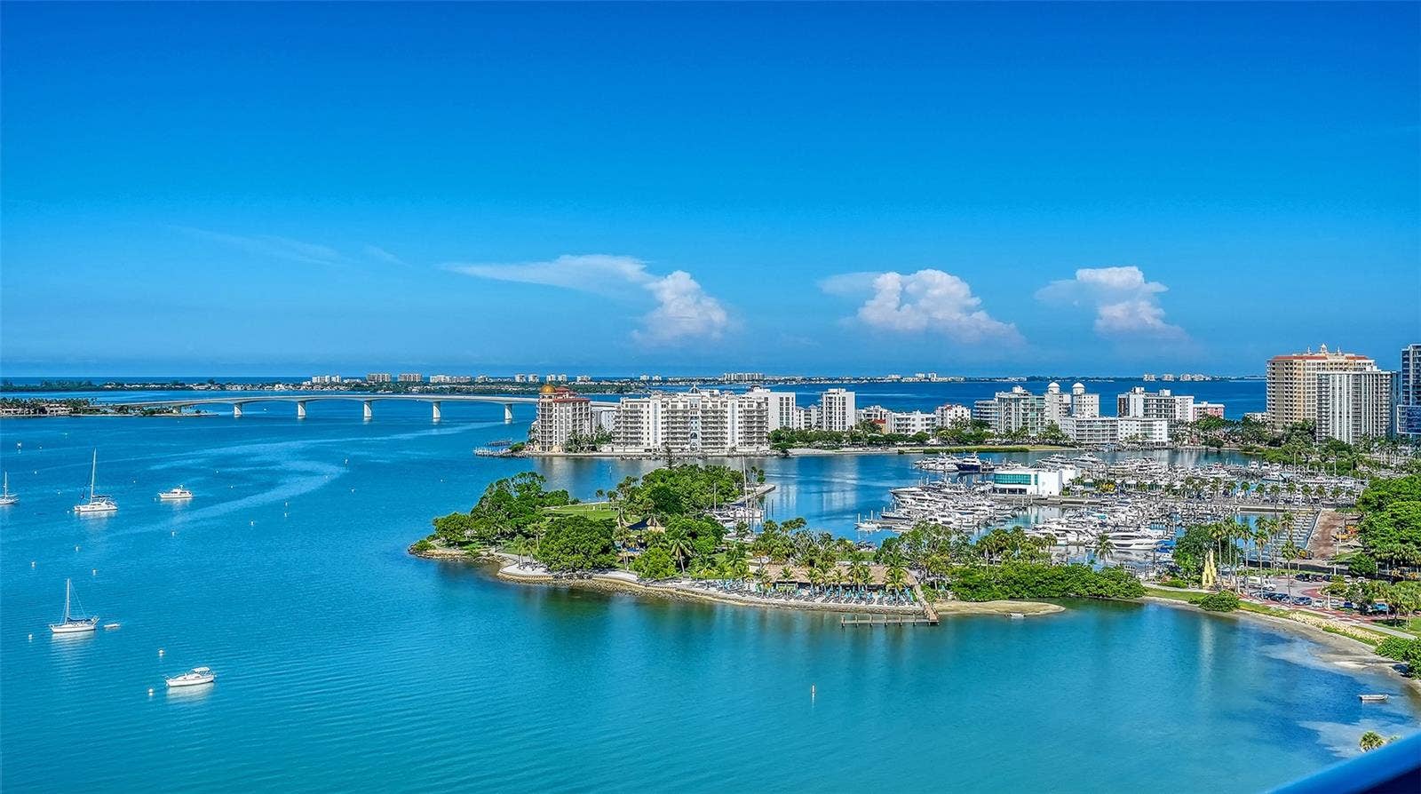605 S GULFSTREAM AVENUE, #13, Sarasota, FL 34236 605 S GULFSTREAM AVENUE, #13, Sarasota, FL 34236
