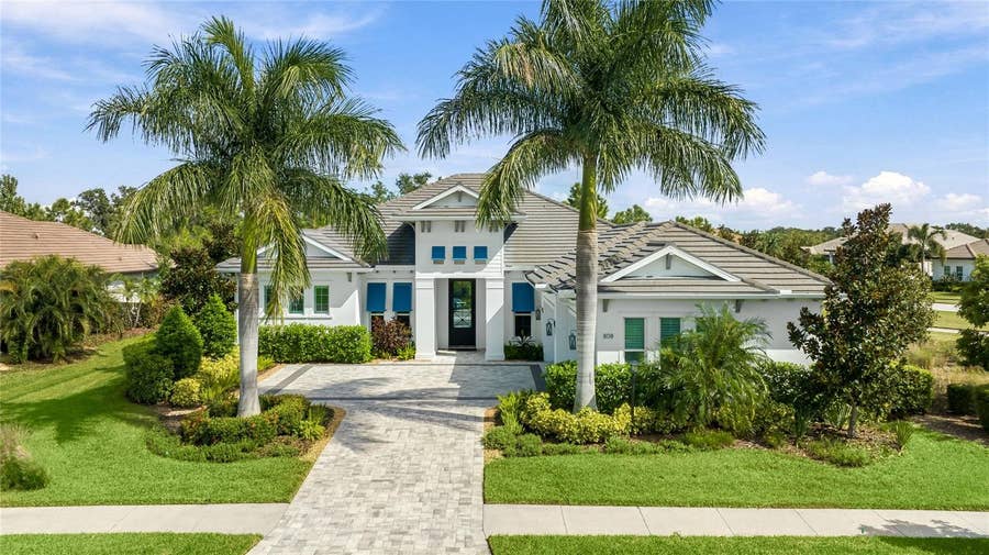 Property photo for 808 CROSSWIND AVENUE, Sarasota, FL
