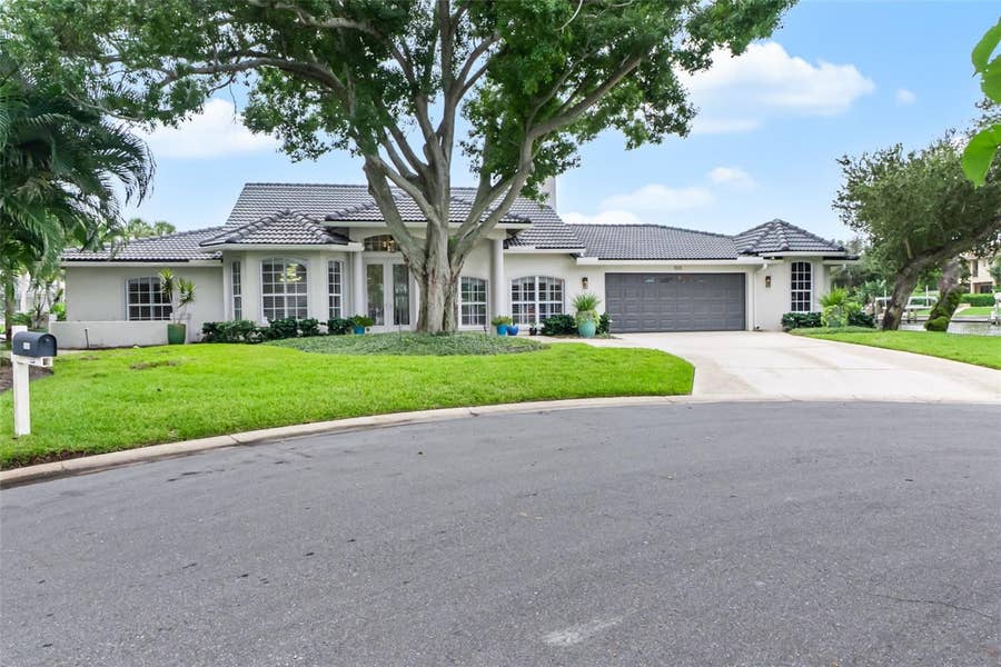 Property photo for 500 VENICE LANE, Sarasota, FL