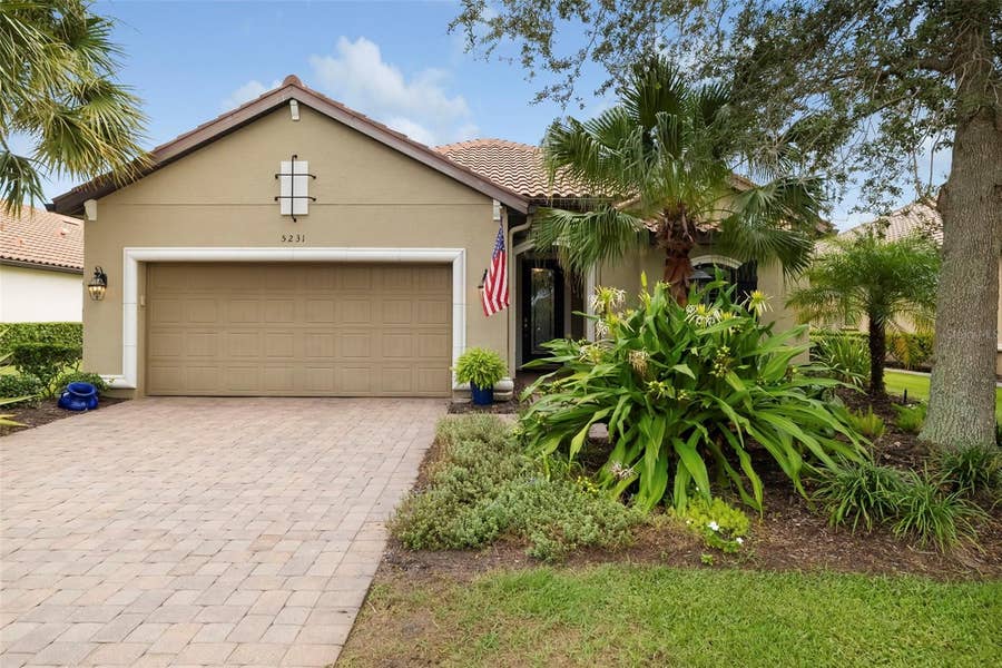Property photo for 5231 CASTELLO LANE, Lakewood Ranch, FL