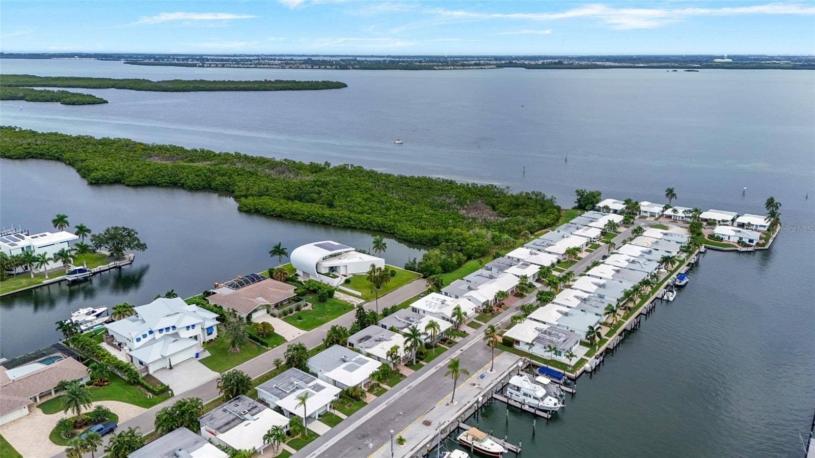 845 SPANISH DRIVE N, #845, Longboat Key, FL 34228