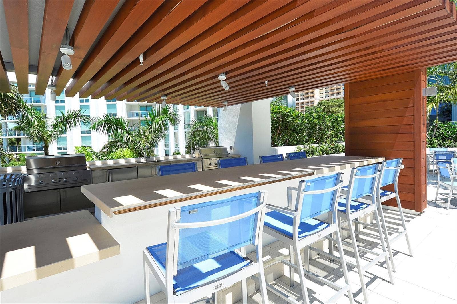 1155 N GULFSTREAM AVENUE, #207, Sarasota, FL 34236 Enjoy the resident grilling area, perfect for casual outdoor dining, entertaining, and gathering with friends and family.