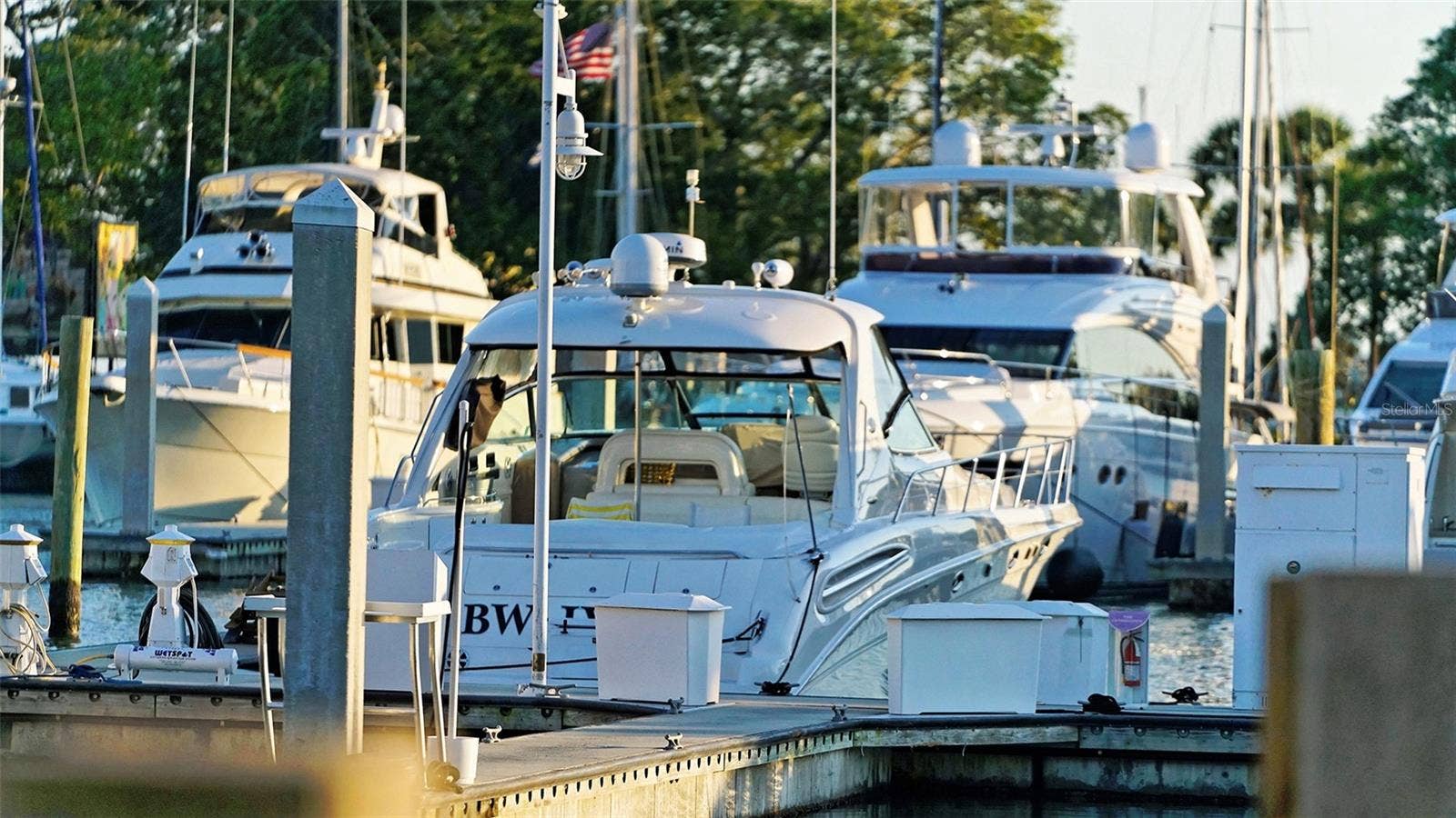 1155 N GULFSTREAM AVENUE, #207, Sarasota, FL 34236 Enjoy the boating lifestyle with Marina Jacks marina just steps from your new waterfront residence at The VUE on Sarasota Bay.