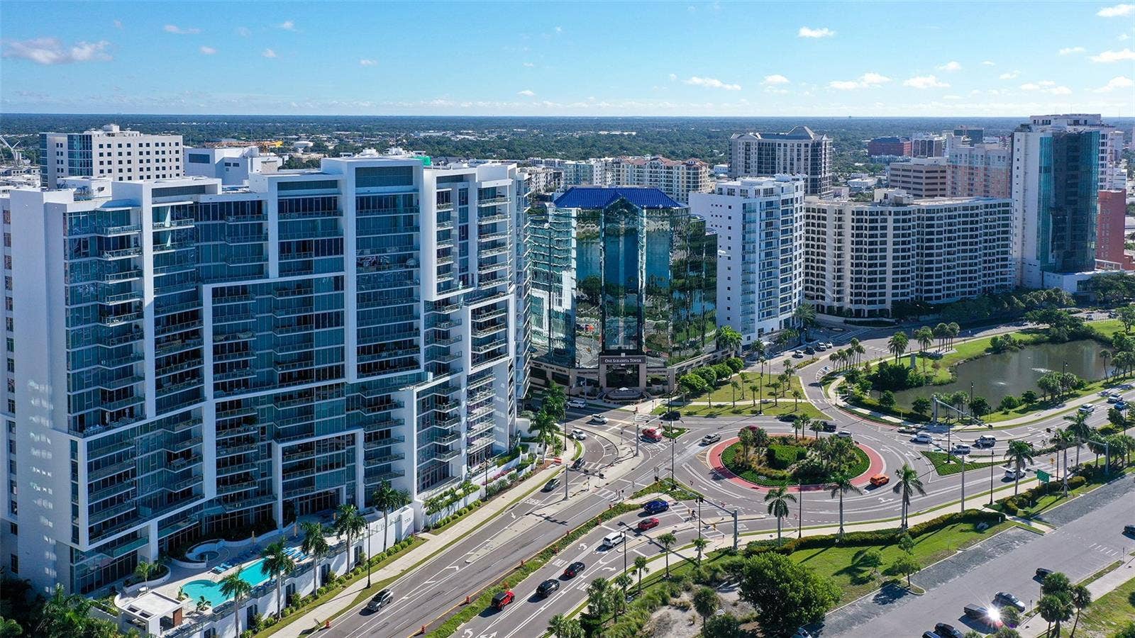 1155 N GULFSTREAM AVENUE, #207, Sarasota, FL 34236 The VUE places you in the heart of downtown Sarasota, just steps from acclaimed restaurants, vibrant arts and culture, boutique shopping, and the citys best entertainment.