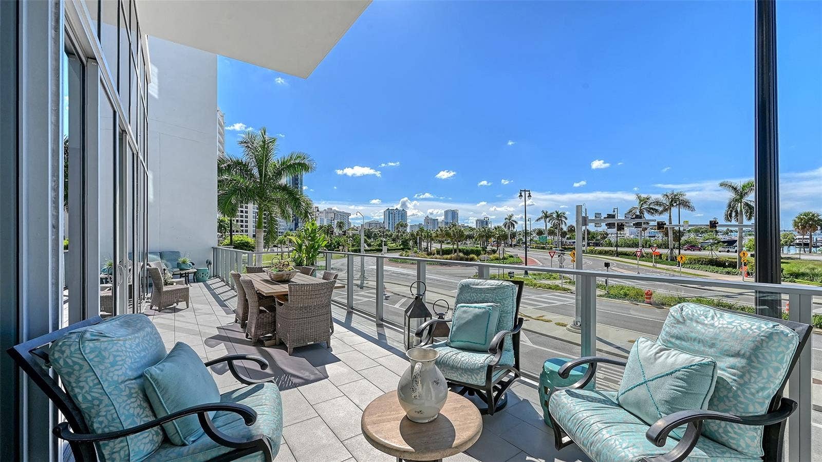 1155 N GULFSTREAM AVENUE, #207, Sarasota, FL 34236 Enjoy sweeping panoramic views of Sarasotas captivating city skyline.