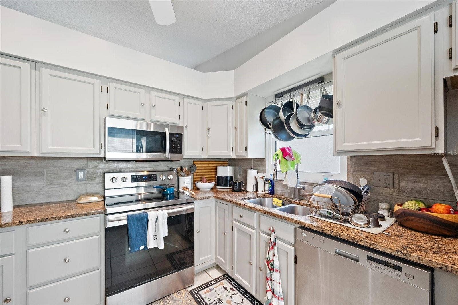 4759 RAINTREE STREET CIRCLE E, Bradenton, FL 34203 4759 RAINTREE STREET CIRCLE E, Bradenton, FL 34203