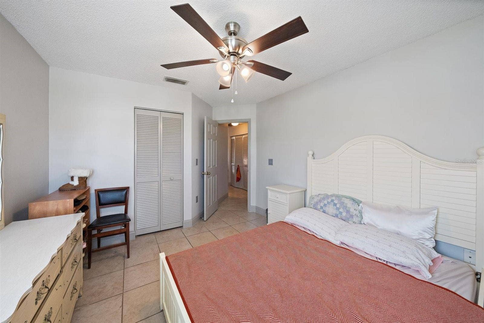 4759 RAINTREE STREET CIRCLE E, Bradenton, FL 34203 4759 RAINTREE STREET CIRCLE E, Bradenton, FL 34203