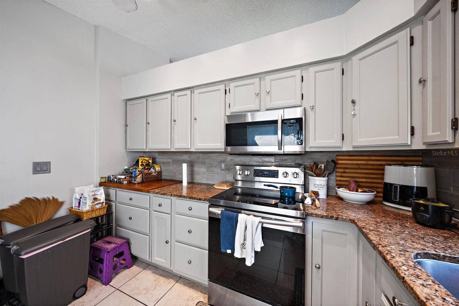 4759 RAINTREE STREET CIRCLE E, Bradenton, FL 34203 4759 RAINTREE STREET CIRCLE E, Bradenton, FL 34203