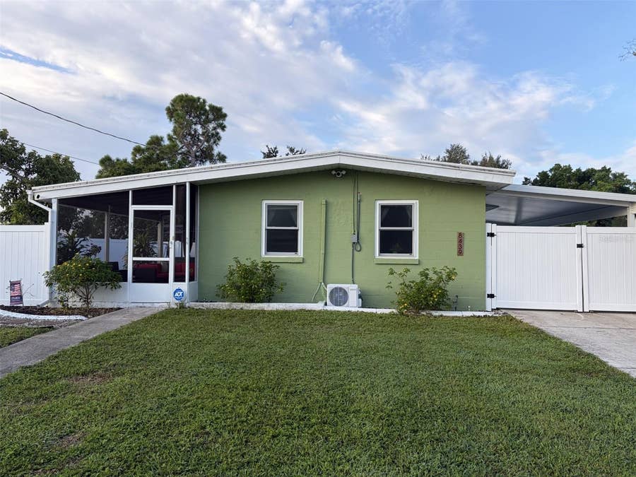 Property photo for 8439 DOROTHY AVENUE, North Port, FL