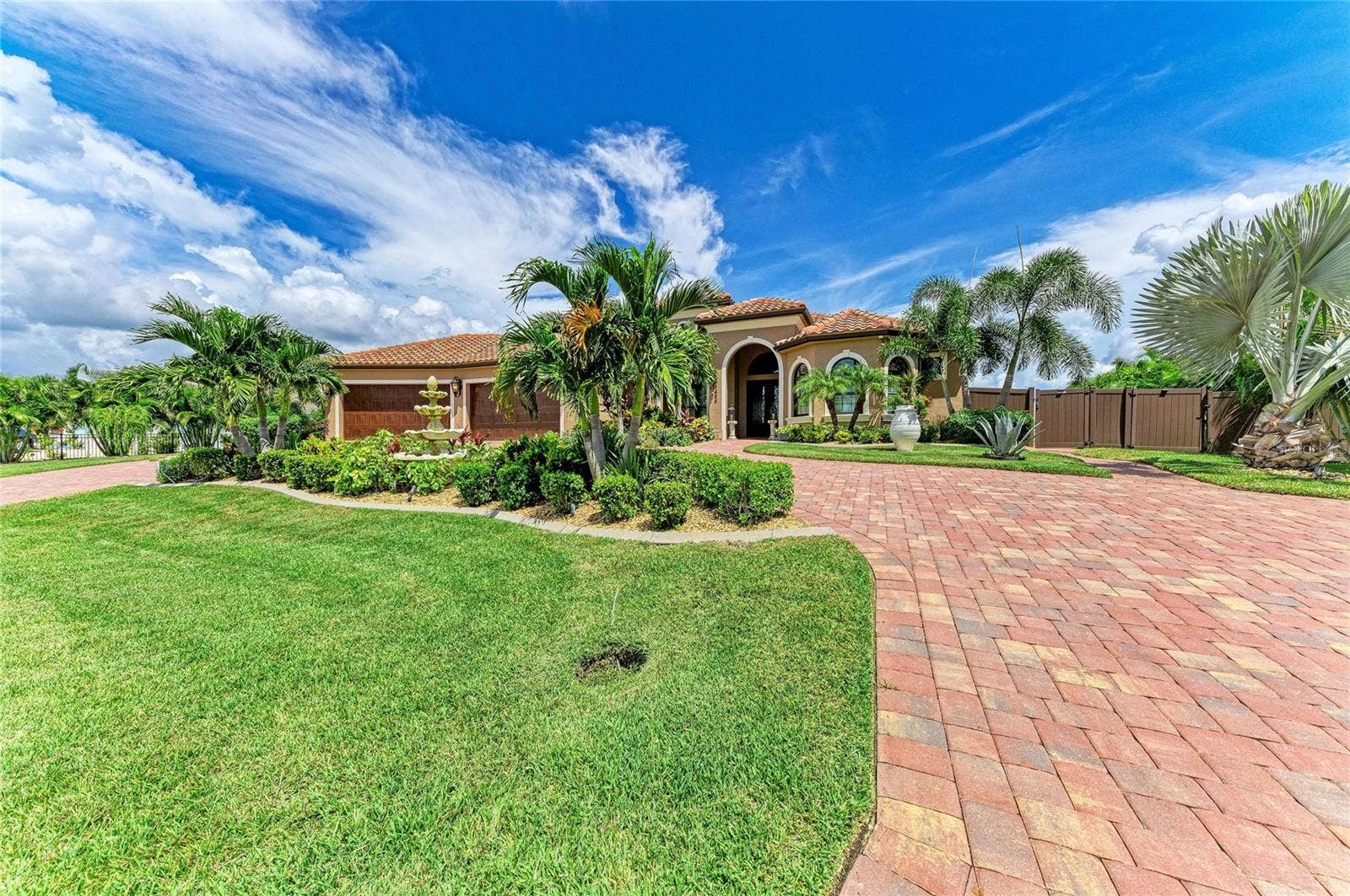 16488 LIGGETT CIRCLE, Port Charlotte, FL 33981 16488 LIGGETT CIRCLE, Port Charlotte, FL 33981