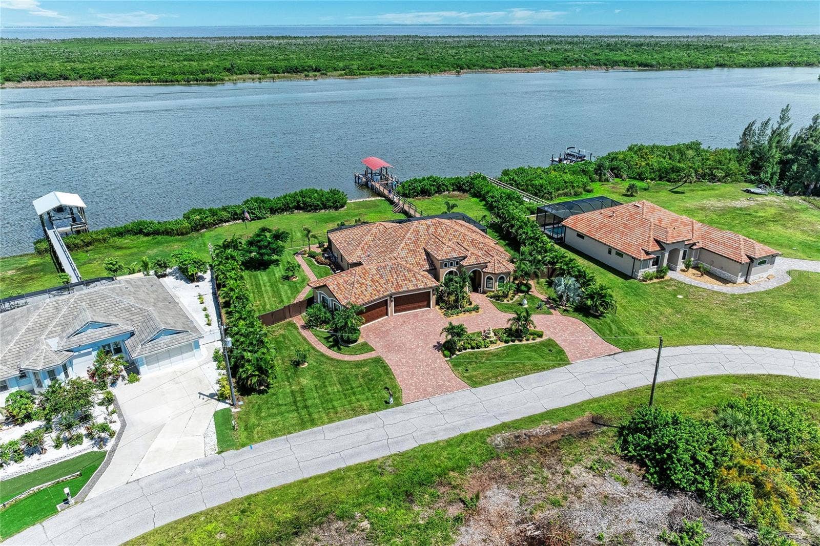 16488 LIGGETT CIRCLE, Port Charlotte, FL 33981 16488 LIGGETT CIRCLE, Port Charlotte, FL 33981